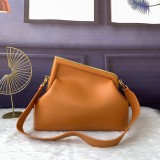 フェンディバッグコピー 2021新品注目度NO.1 FENDI レディース ショルダーバッグ