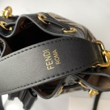 フェンディバッグコピー 定番人気2021新品 FENDI レディース バケツバッグ