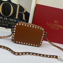 ヴァレンティノバッグコピー 大人気2021新品 Valentino レディース ショルダーバッグ