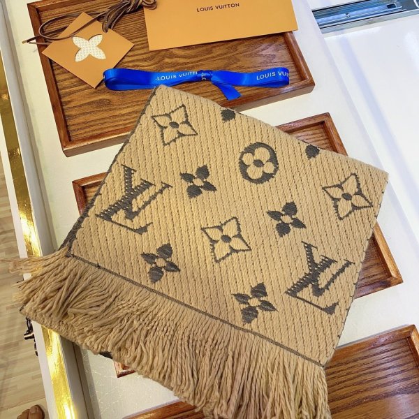 ルイヴィトンマフラーコピー 定番人気2022新品 Louis Vuitton 男女兼用 ウール スカーフ