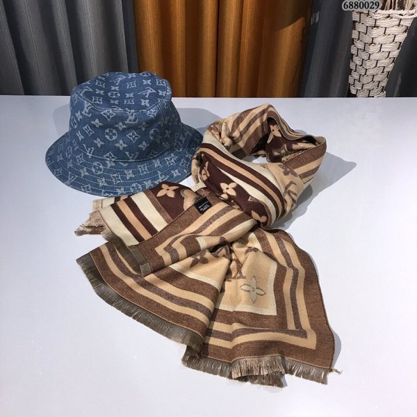 ルイヴィトンマフラーコピー 大人気2022新品 Louis Vuitton 男女兼用 ウールスカーフ