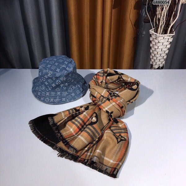 ルイヴィトンマフラーコピー 定番人気2022新品 Louis Vuitton 男女兼用 ウール スカーフ