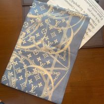 ルイヴィトンマフラーコピー 大人気2022新品 Louis Vuitton 男女兼用 ウールスカーフ 2色
