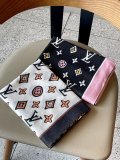 ルイヴィトンマフラーコピー 2022新品注目度NO.1 Louis Vuitton 男女兼用 ウール スカーフ