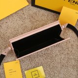 フェンディバッグコピー 2022新品注目度NO.1 FENDI レディース ショルダーバッグ