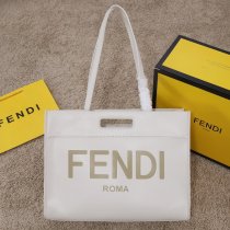 フェンディバッグコピー 2022新品注目度NO.1 FENDI レディース トートバッグ