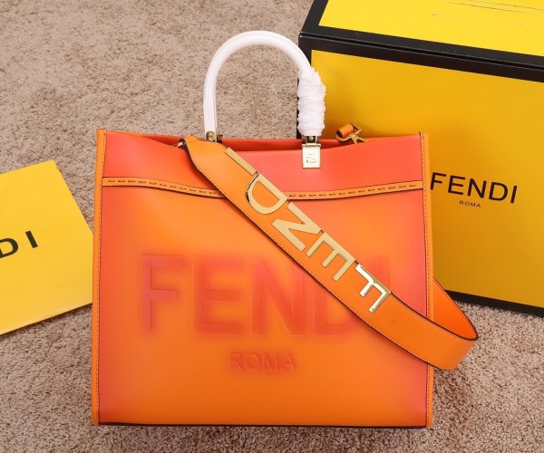 フェンディバッグコピー 大人気2022新品 FENDI レディース トートバッグ