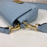 フェンディバッグコピー 2022新品注目度NO.1 FENDI レディース ショルダーバッグ