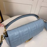 フェンディバッグコピー 2022新品注目度NO.1 FENDI レディース ショルダーバッグ