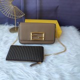 フェンディバッグコピー 定番人気2022新品 FENDI レディース ショルダーバッグ