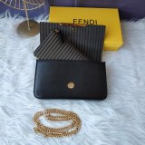 フェンディバッグコピー 定番人気2022新品 FENDI レディース ショルダーバッグ