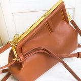 フェンディバッグコピー 定番人気2022新品 FENDI レディース ショルダーバッグ