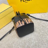 フェンディバッグコピー 定番人気2022新品 FENDI レディース バケツバッグ