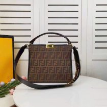 フェンディバッグコピー 2022新品注目度NO.1 FENDI レディース トートバッグ