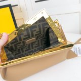 フェンディバッグコピー 2022新品注目度NO.1 FENDI レディース ショルダーバッグ