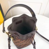 フェンディバッグコピー 2022新品注目度NO.1 FENDI レディース バケツバッグ