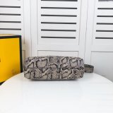 フェンディバッグコピー 2022新品注目度NO.1 FENDI レディース ショルダーバッグ