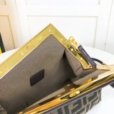 フェンディバッグコピー 2022新品注目度NO.1 FENDI レディース ショルダーバッグ