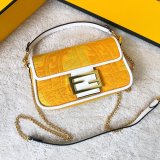 フェンディバッグコピー 大人気2022新品 FENDI レディース ショルダーバッグ