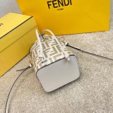 フェンディバッグコピー 2022新品注目度NO.1 FENDI レディース バケツバッグ