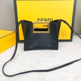 フェンディバッグコピー 定番人気2022新品 FENDI レディース ショルダーバッグ