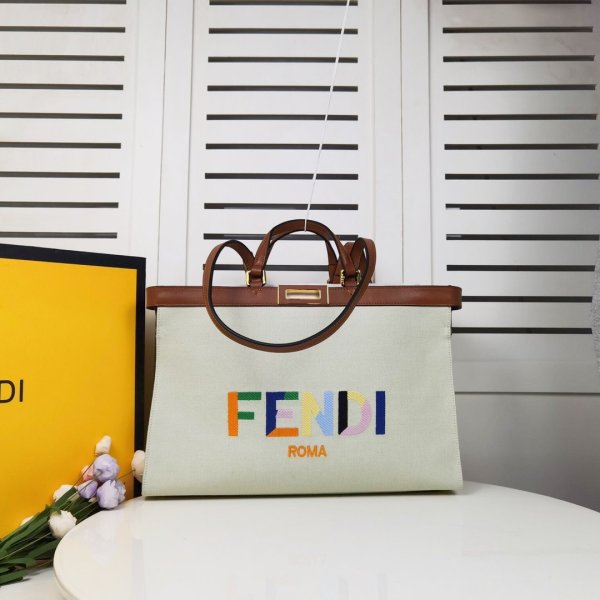フェンディバッグコピー 2022新品注目度NO.1 FENDI レディース トートバッグ