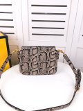 フェンディバッグコピー 2022新品注目度NO.1 FENDI レディース ショルダーバッグ