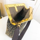 フェンディバッグコピー 大人気2022新品 FENDI レディース ショルダーバッグ