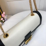 フェンディバッグコピー 2022新品注目度NO.1 FENDI レディース ショルダーバッグ