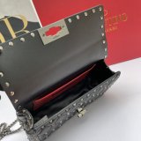 ヴァレンティノバッグコピー 定番人気2022新品 Valentino レディース ショルダーバッグ