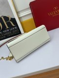 ヴァレンティノバッグコピー 定番人気2022新品 Valentino レディース ハンドバッグ
