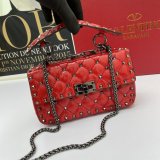 ヴァレンティノバッグコピー 2022新品注目度NO.1 Valentino レディース ショルダーバッグ