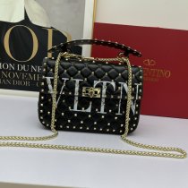 ヴァレンティノバッグコピー 定番人気2022新品 Valentino レディース ショルダーバッグ