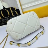 ヴァレンティノバッグコピー 定番人気2022新品 Valentino レディース ハンドバッグ