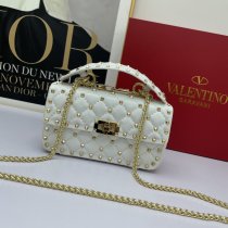 ヴァレンティノバッグコピー 2022新品注目度NO.1 Valentino レディース ショルダーバッグ