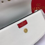 ヴァレンティノバッグコピー 2022新品注目度NO.1 Valentino レディース ショルダーバッグ