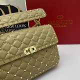 ヴァレンティノバッグコピー 大人気2022新品 Valentino レディース ショルダーバッグ