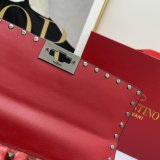 ヴァレンティノバッグコピー 定番人気2022新品 Valentino レディース ショルダーバッグ