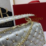 ヴァレンティノバッグコピー 大人気2022新品 Valentino レディース ショルダーバッグ