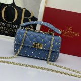 ヴァレンティノバッグコピー 大人気2022新品 Valentino レディース ショルダーバッグ