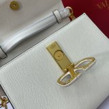 ヴァレンティノバッグコピー 定番人気2022新品 Valentino レディース ハンドバッグ