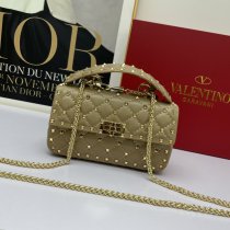 ヴァレンティノバッグコピー 2022新品注目度NO.1 Valentino レディース ショルダーバッグ