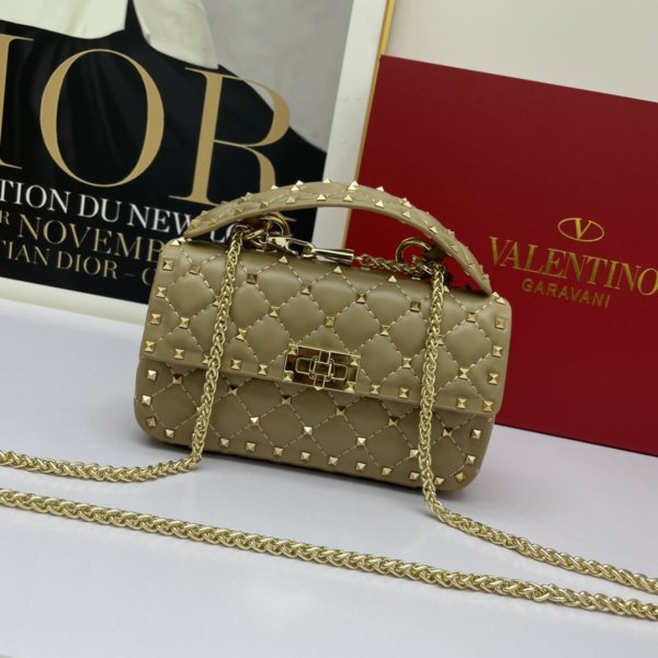 ヴァレンティノバッグコピー 2022新品注目度NO.1 Valentino レディース ショルダーバッグ