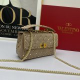 ヴァレンティノバッグコピー 定番人気2022新品 Valentino レディース ショルダーバッグ