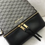 マイケル コースバッグコピー 2022新品注目度NO.1 Michael Kors レディース バックパック