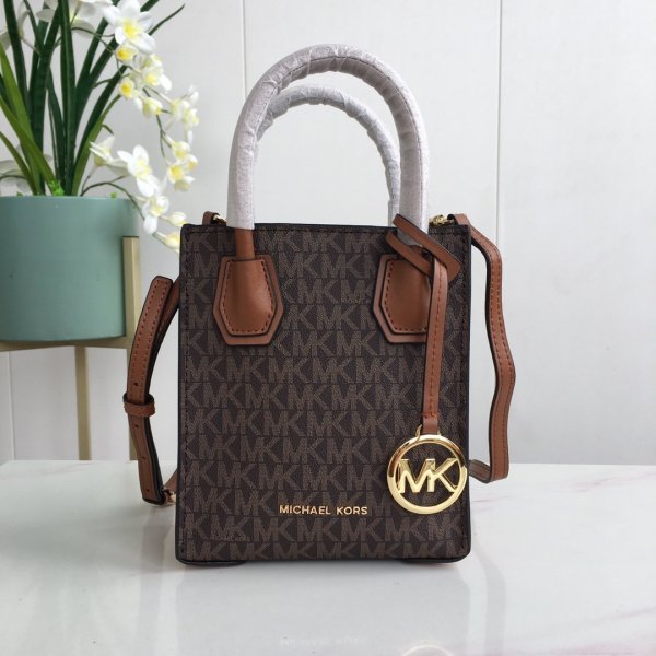 マイケル コースバッグコピー 2022新品注目度NO.1 Michael Kors レディース トートバッグ