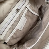 マイケル コースバッグコピー 2022新品注目度NO.1 Michael Kors レディース バックパック