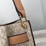 マイケル コースバッグコピー 2022新品注目度NO.1 Michael Kors レディース バケツバッグ