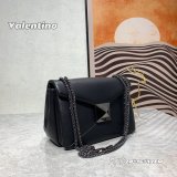 ヴァレンティノバッグコピー 定番人気2022新品 Valentino レディース ショルダーバッグ