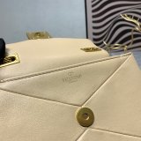 ヴァレンティノバッグコピー 2022新品注目度NO.1 Valentino レディース ショルダーバッグ